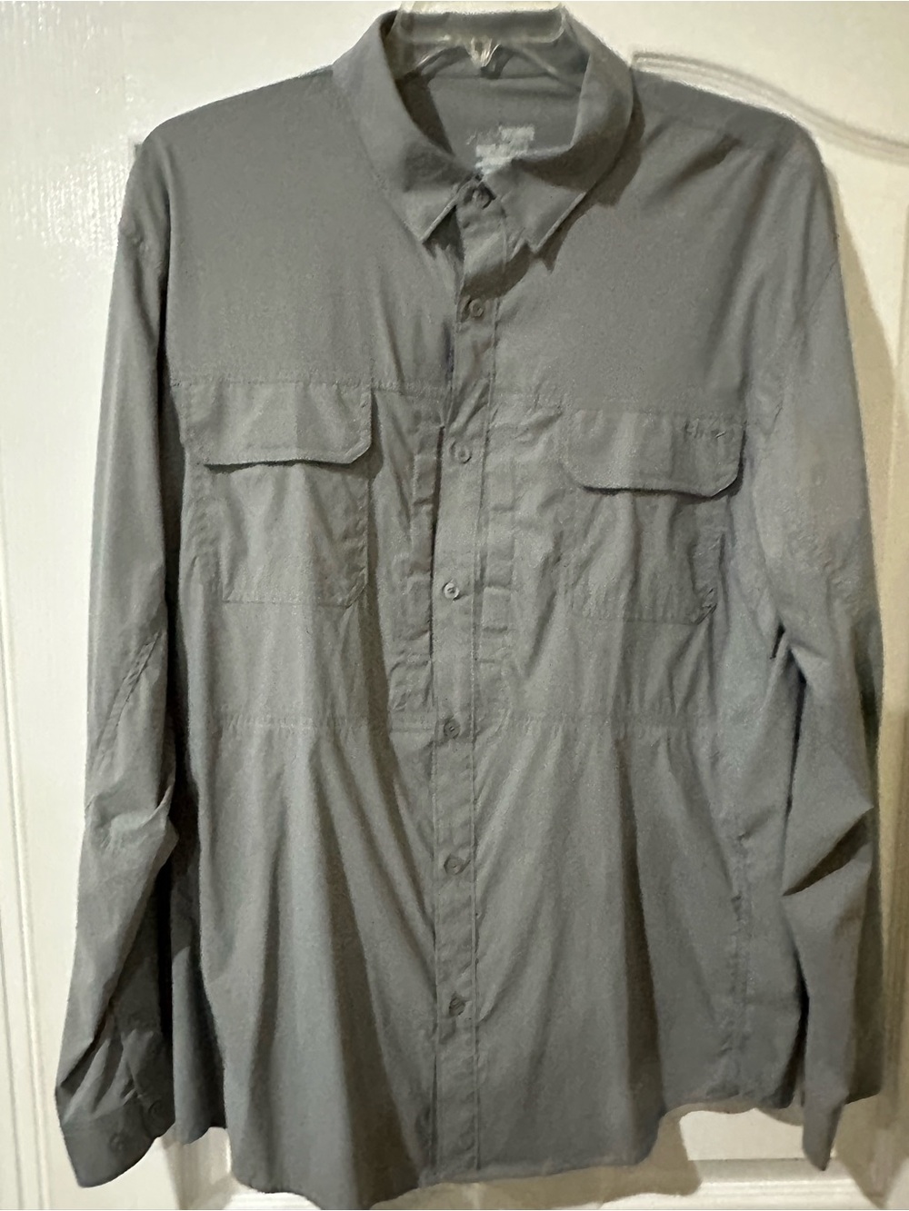 Men’s HUK Beaufort Performance Button Up Shirt XL Gray Like New